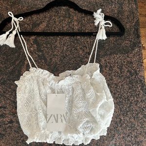 Zara crop top. Very soft. Great to wear under shirt or jean jacket or by itself!